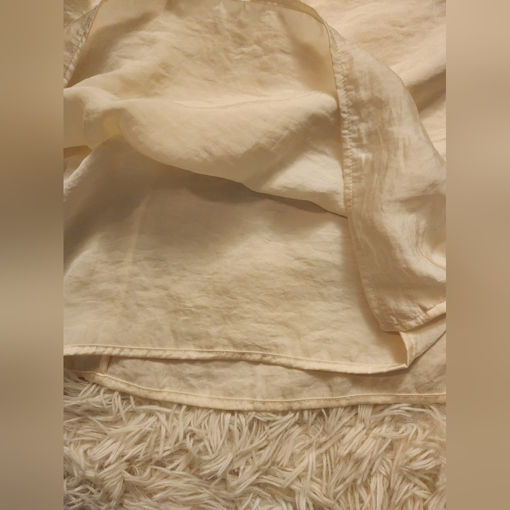 Chico's Ivory Sheer Flutter Sleeve Blouse Size 3  XL With Lining - Picture 6 of 8
